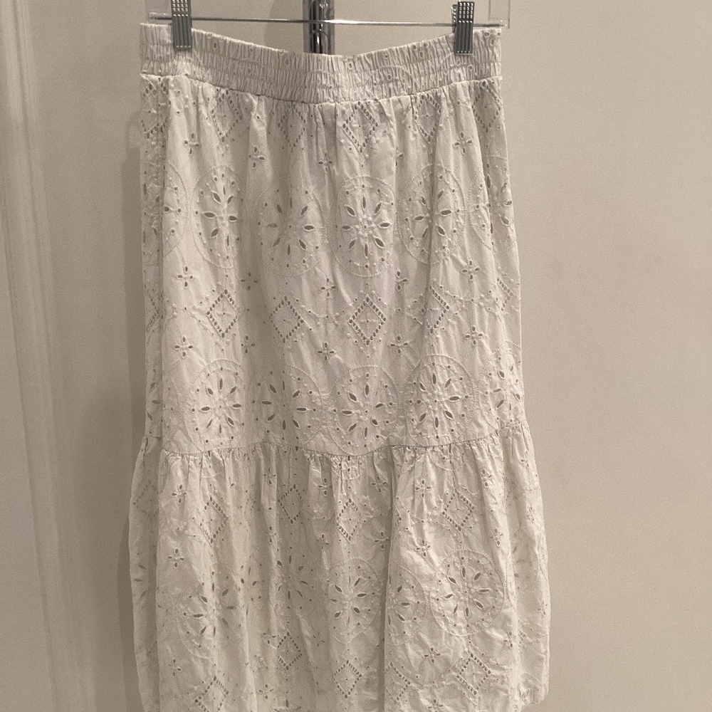 White skirt Small